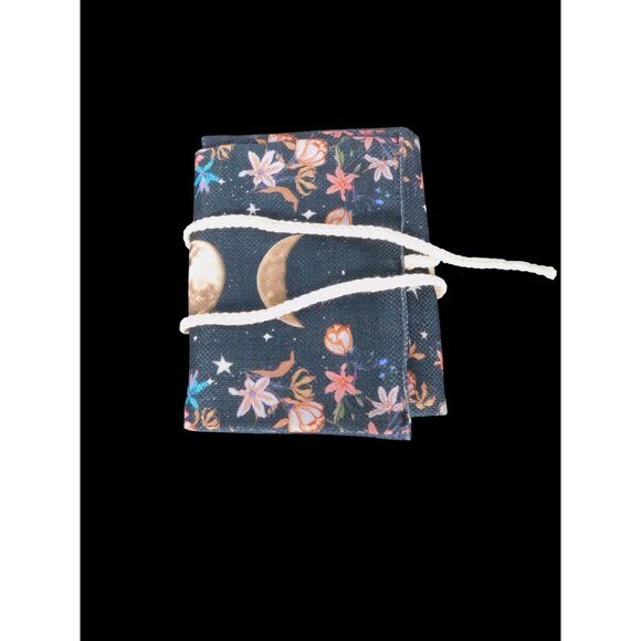 Celestial Moon Floral Tarot Card Holder Trifold Cord - Picture 2 of 13